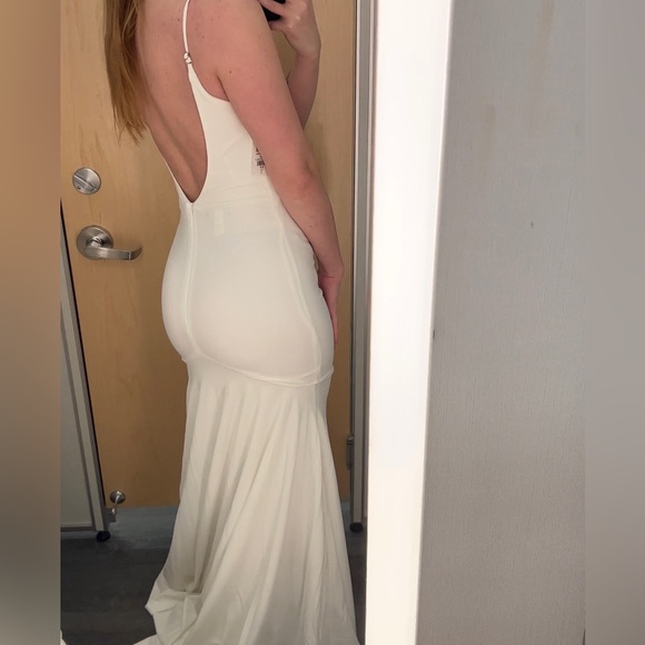 White dress prom wedding - Picture 3 of 3